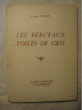 Les berceaux voilés de gris