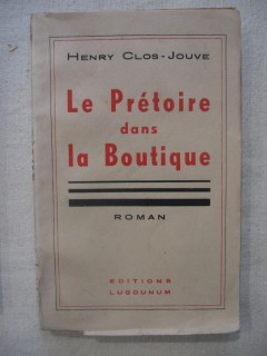 Le prétoire dans la boutique