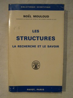 Les structures, la recherche et le savoir