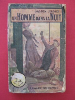 Un homme dans la nuit