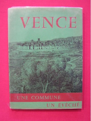 Vence, une commune un évêché