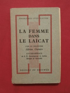 La femme dans le laïcat