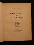 Trois hommes et deux femmes