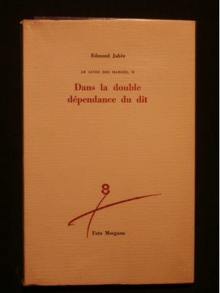 Dans la double dépendance du dit